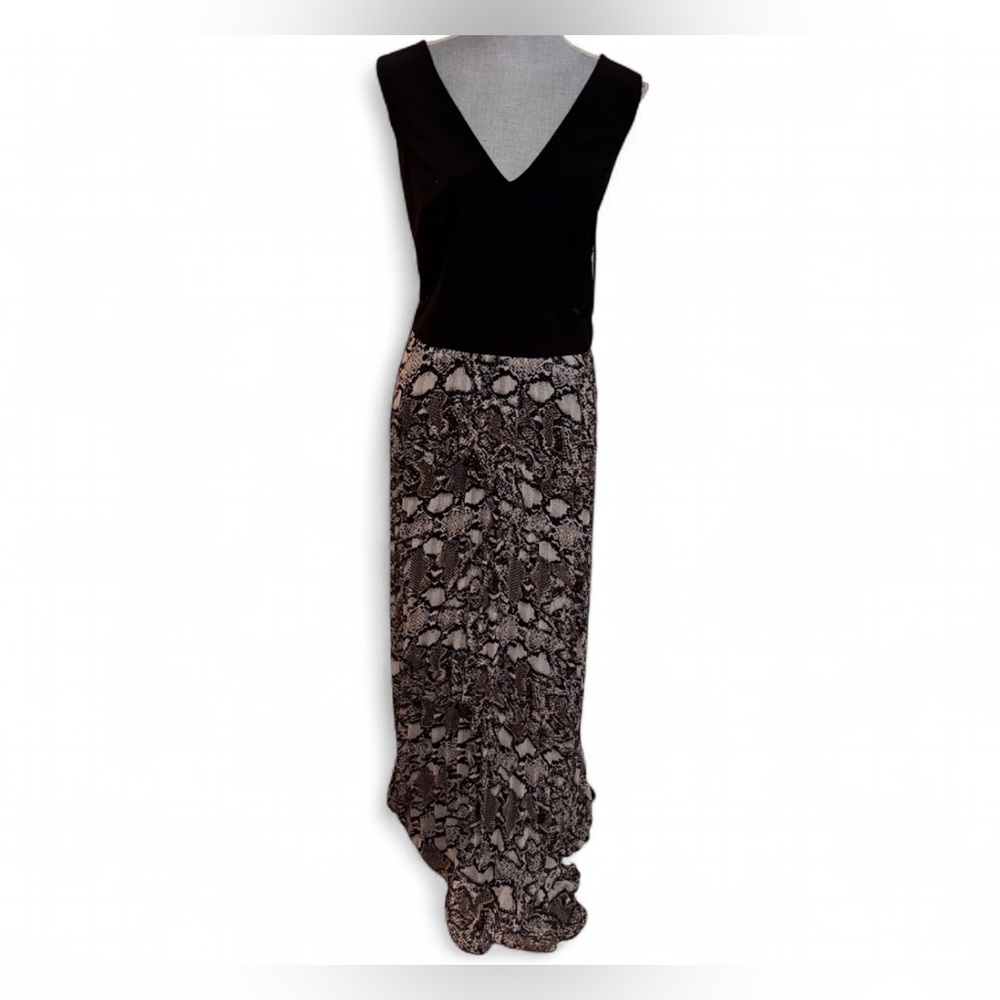 Xscape Women's Plus Size Snake-Print
Gown Beige Size 18W - Picture 4 of 7